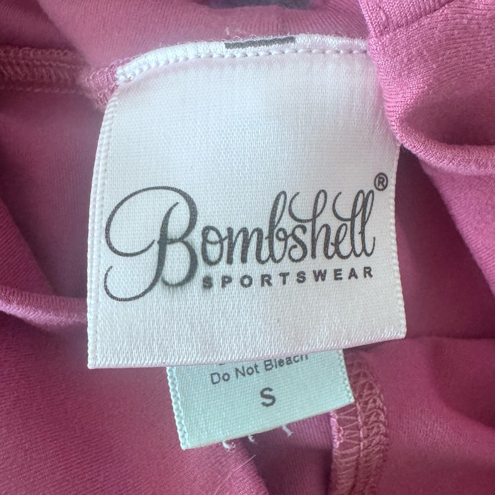 Bombshell shorts - Picture 2 of 4